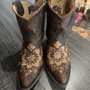 Old Gringo Floral Embroidered Western Boots
